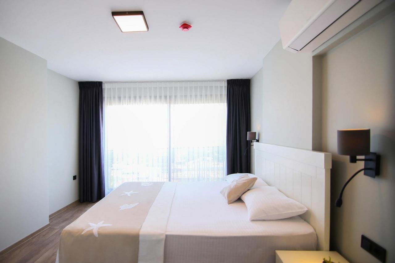 Krem Marin Otel Çeşme Exterior foto