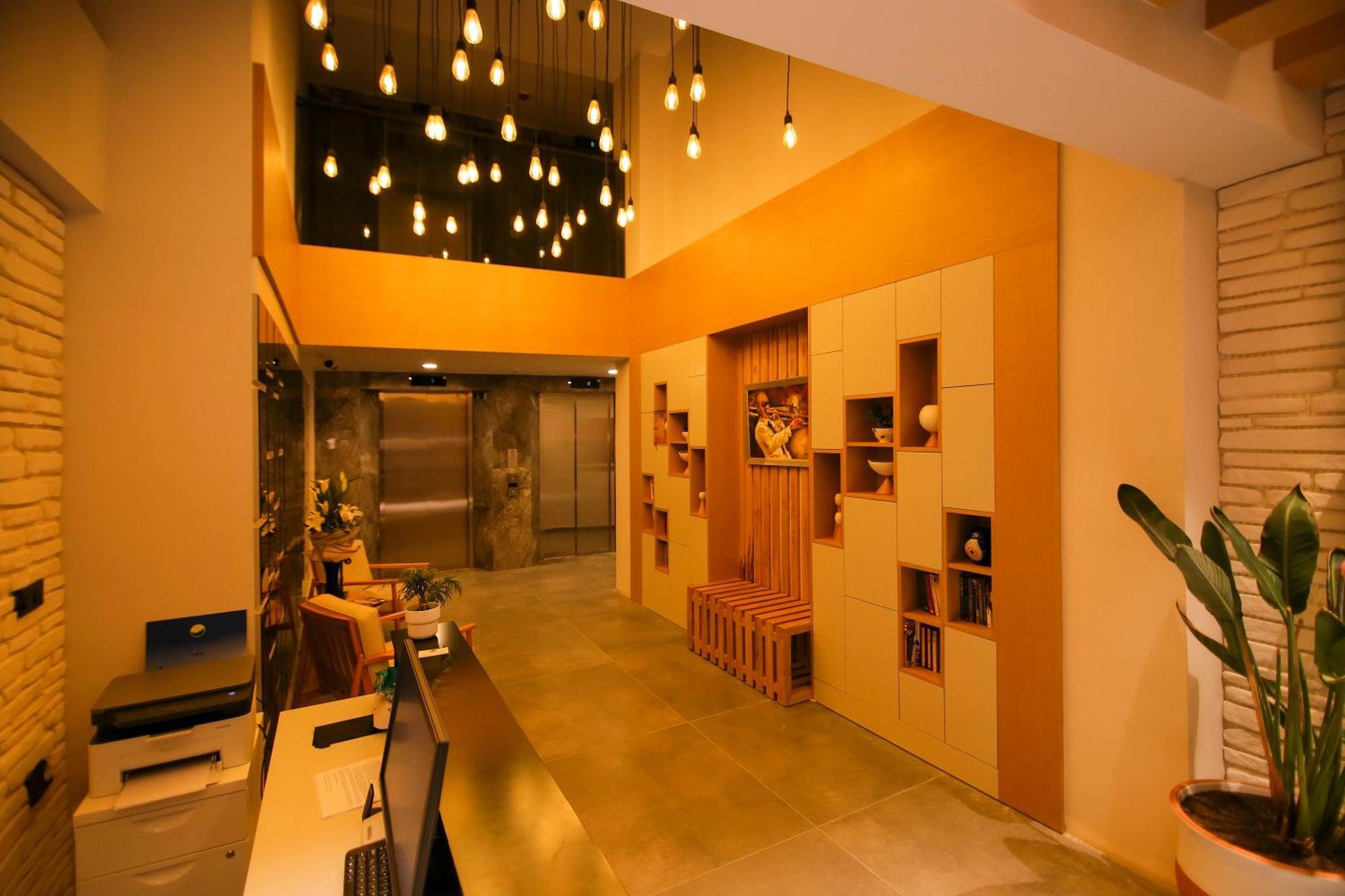 Krem Marin Otel Çeşme Exterior foto